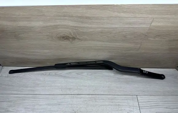 Audi A3 S3 8P Windshield/front glass wiper blade 8P1955407