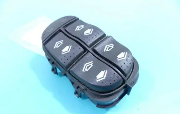 Ford Focus Electric window control switch 98AB14A132DE IMPRK1291274