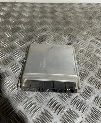 Mercedes-Benz C W203 Engine control unit/module A0001536779