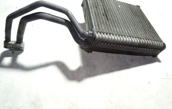 Air conditioning (A/C) radiator (interior)
