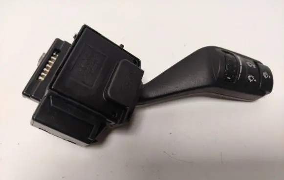 Ford Focus C-MAX Wiper control stalk 17D940 PA6GF30