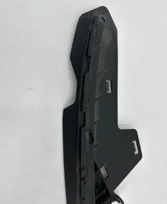 Headlight/headlamp mounting bracket