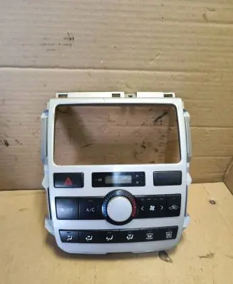 Toyota Avensis Verso Climate control unit 5590044270 1464309625