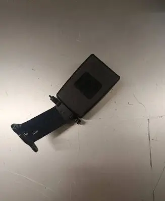 Audi A8 S8 D3 4E Rear seatbelt buckle 4E0857740A 071107146