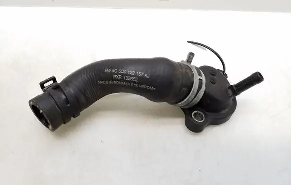 Volkswagen Golf VII Engine coolant pipe/hose 5Q0122157AJ