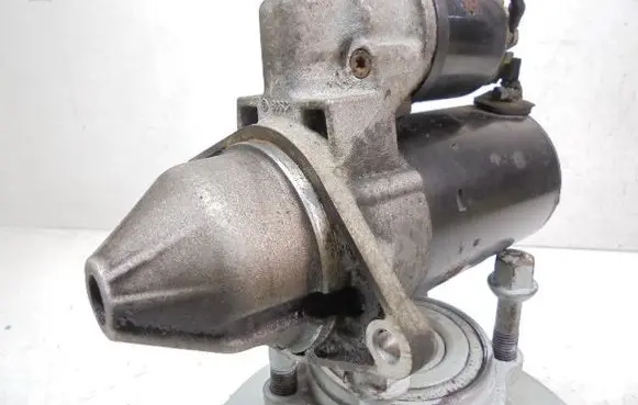 Opel Vectra C Starter motor 001107104