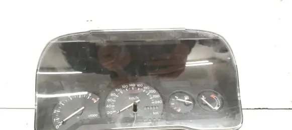 Ford Escort Speedometer (instrument cluster) 91AB10C956BD 818C 43793