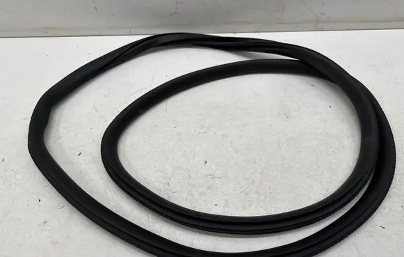 Mercedes-Benz CLA C118 X118 Front door rubber seal