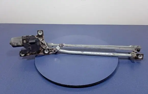 Volvo S40 Front wiper linkage and motor 30699344
