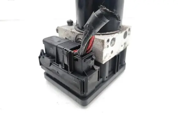 Ford Mondeo MK IV ABS Pump AV412C405AA 10020604104