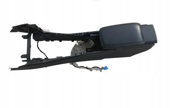 Mercedes-Benz CLA C117 X117 W117 Center console