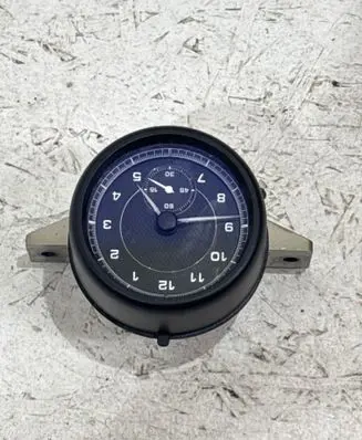 Porsche Macan (95B) Clock 95B919204A SW000802S 956919204A