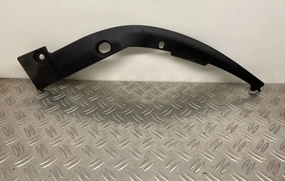 Land Rover Range Rover Sport L494 Under headlight/headlamp trim DK628C391AC