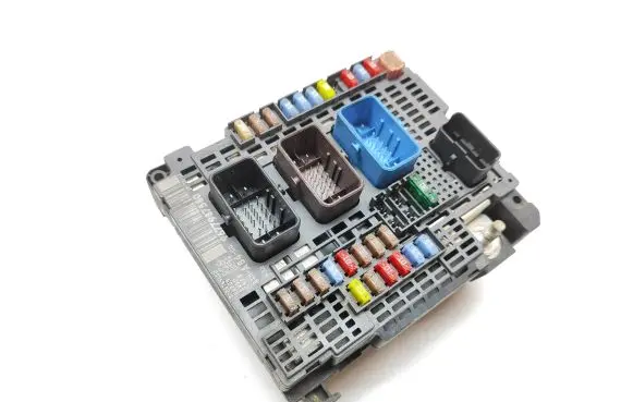 Citroen DS5 Fuse module 9677987580 BSMAB400 25765602