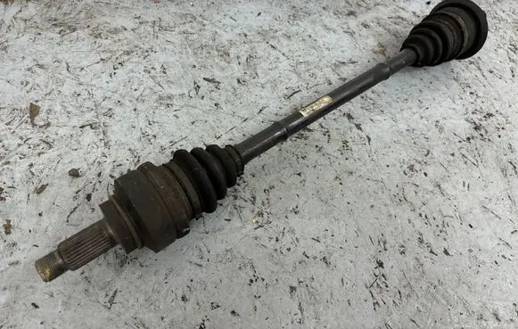 BMW 4 F32 F33 Rear driveshaft 8680348