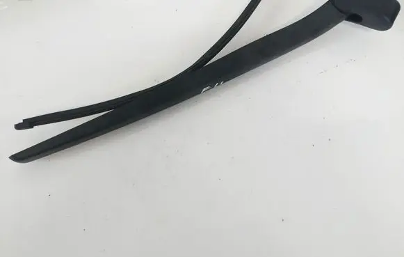 BMW 5 F10 F11 Rear wiper blade arm 61627066175