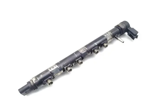 BMW X1 E84 Fuel main line pipe 0281002949 0281002948