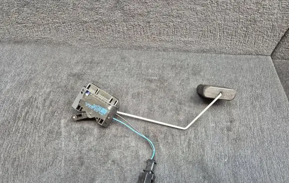 Audi A6 S6 C6 4F Fuel level sensor 4F0919673A