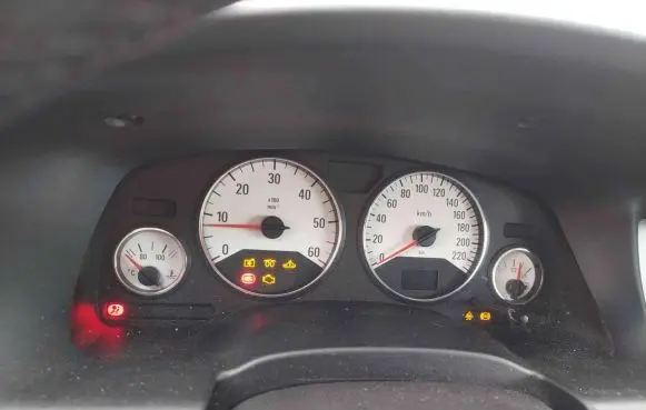 Opel Zafira A Speedometer (instrument cluster) 24461761 110080210