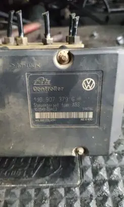 Volkswagen Golf IV ABS Pump 1J0907379G 1J0614117C 10094903403