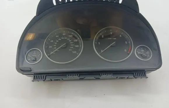 BMW 5 F10 F11 Speedometer (instrument cluster) 9280485