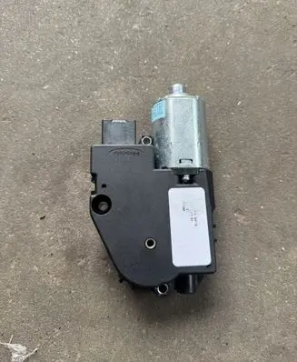 Ford Edge II Sunroof motor/actuator 