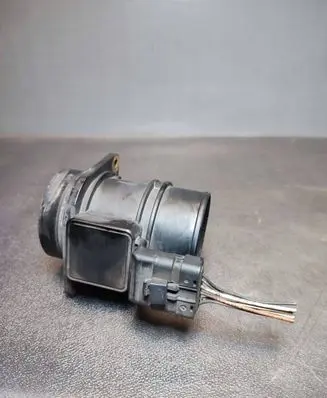 Renault Trafic II (X83) Mass air flow meter 5WK9620