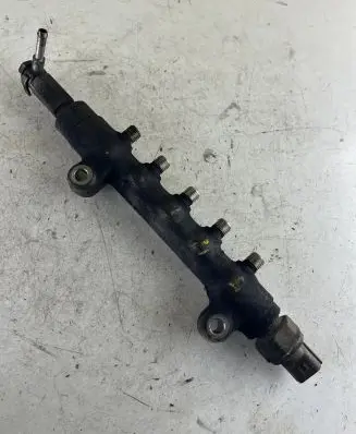 Subaru Outback Fuel main line pipe