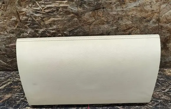 Maserati Quattroporte Glove box 66523200