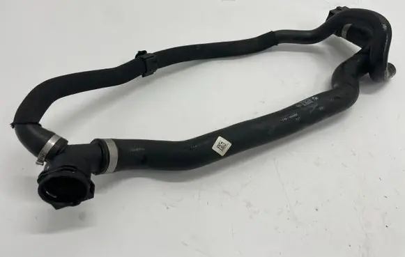 Mini Cooper Countryman F60 Engine coolant pipe/hose 7645520