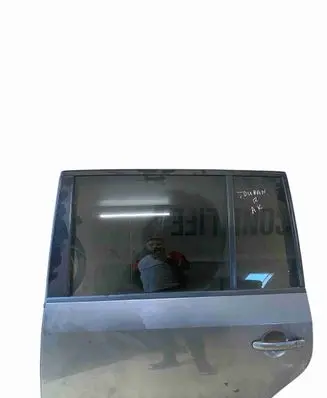 Volkswagen Touran II Rear door 1T0833055S