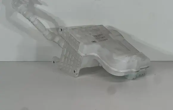 Audi A3 8Y Windshield washer fluid reservoir/tank 8Y0955449 5E3955448B 5E3955449A