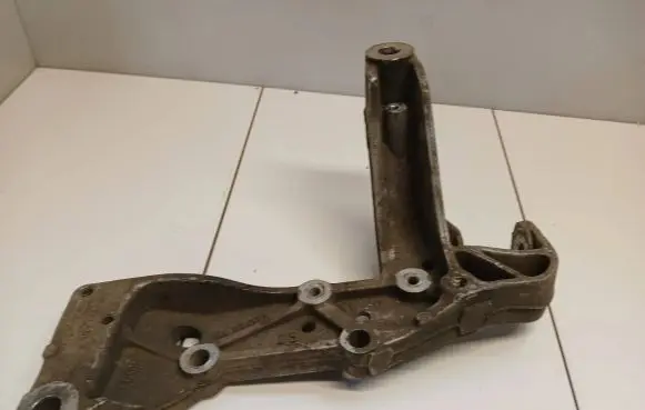Volkswagen Golf V Front subframe 1k0199295e