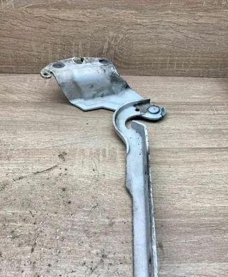Volkswagen PASSAT CC Engine bonnet/hood hinges 3C8823301A