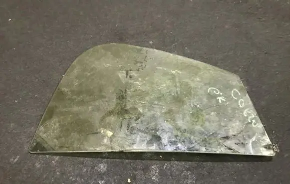 Opel Corsa D Rear vent window glass 