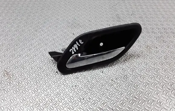 BMW 5 E39 Rear door interior handle 8226049