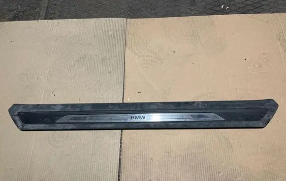 BMW 4 F32 F33 Front sill trim cover 893806500 7436037