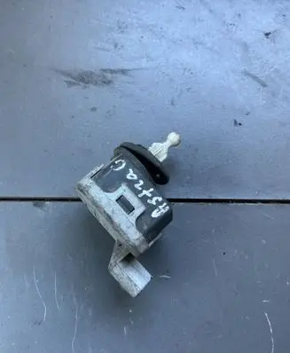 Opel Astra G Headlight level adjustment motor 90590665