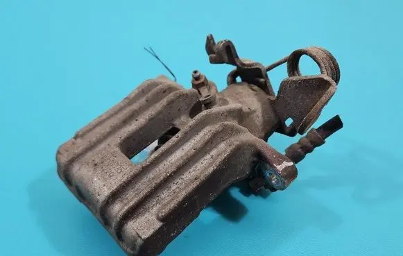 Rear brake caliper