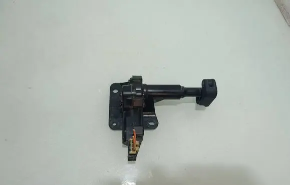 Chrysler Voyager Vent window/glass motor 014608