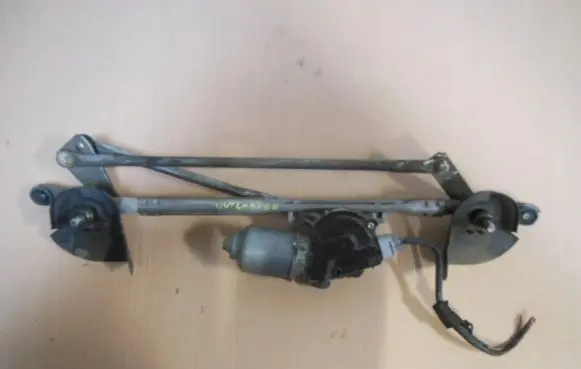 Mitsubishi Outlander Front wiper linkage and motor 1593003471