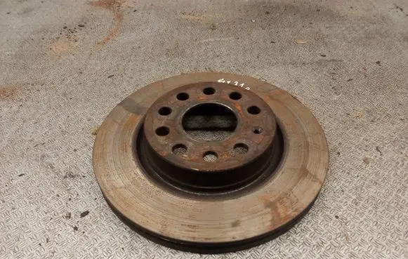 Skoda Octavia Mk2 (1Z) Front brake disc