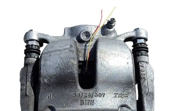 BMW 2 F45 Front brake caliper nan 026704