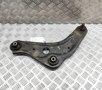 Nissan Qashqai Front lower control arm/wishbone 545014EA0B