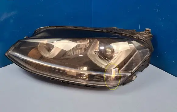 Volkswagen Golf VII Headlight/headlamp 5G1941751 90024305