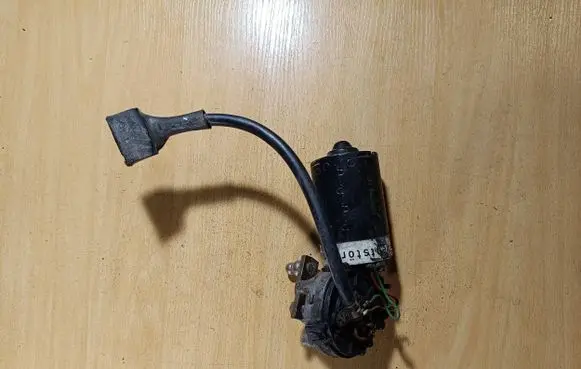 Audi A6 S6 C4 4A Wiper motor 0390241331