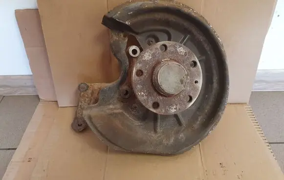 Seat Altea XL Rear wheel hub