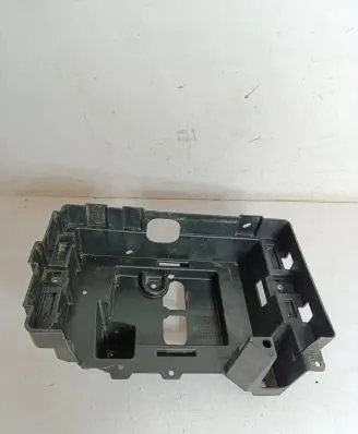 Battery box tray