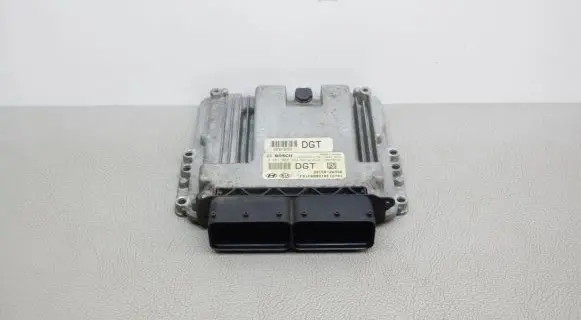 KIA Optima Engine control unit/module 391502A950 0281032354