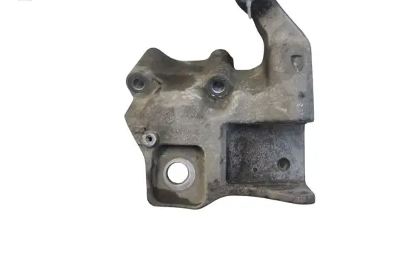 Volvo V60 Engine mounting bracket 31401633